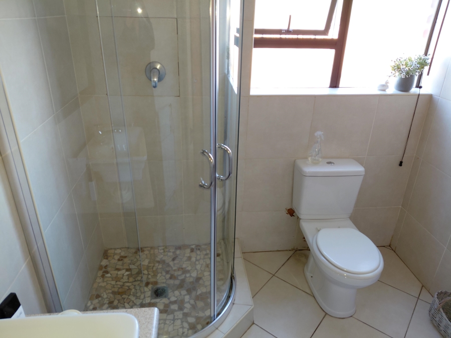 5 Bedroom Property for Sale in Heuwelkruin Eastern Cape